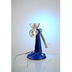 Mlynček na mak s prísavkou