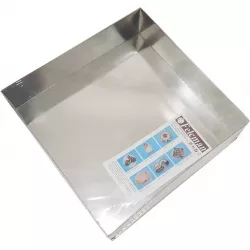 Operácia: Prekladať text z češtiny (cs) do slovenčiny (sk).

Dortová forma čtverec 32x32x7,5cm → Tortová forma štvorcová 32x32x7,5 cm