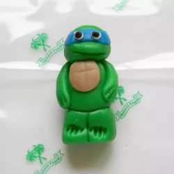 Figúrka na tortu žaba ninja 5cm Leonardo z kokosovej hmoty