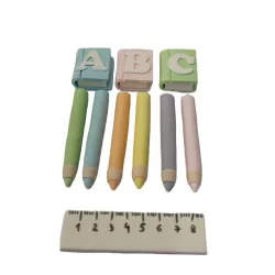 Pastelky nejedlá cukrová dekorace 8 cm