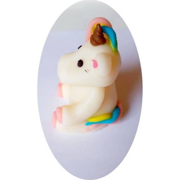 E-shop Figurka na dort kůň 3D 60g z kokosové hmoty